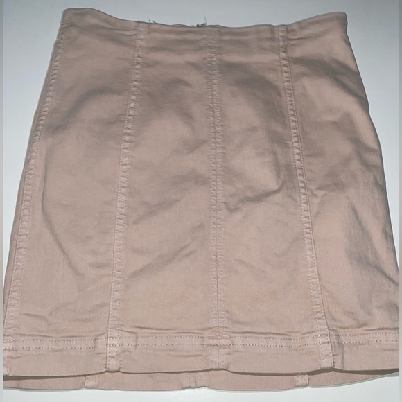 FREE PEOPLE MODERN FEMME KHAKI MINI SKIRT TRENDING BRAND NEW POPULAR BRAND - Picture 2 of 7